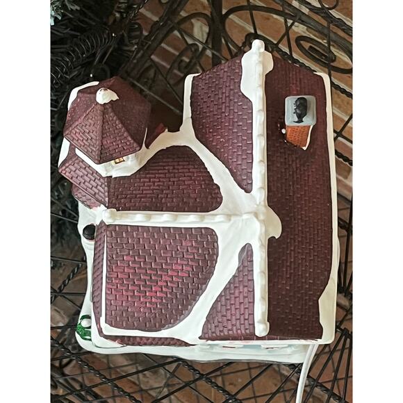 Christmas Village House  Lighted Ceramic Porcelain Blue Victorian Snow - Picture 7 of 16